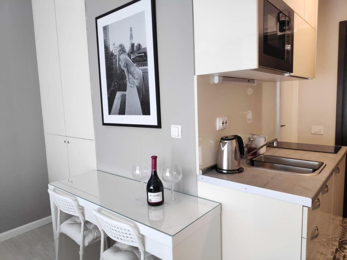 Penthouse “Sky 16” Studio Apartment Загреб Екстериор снимка